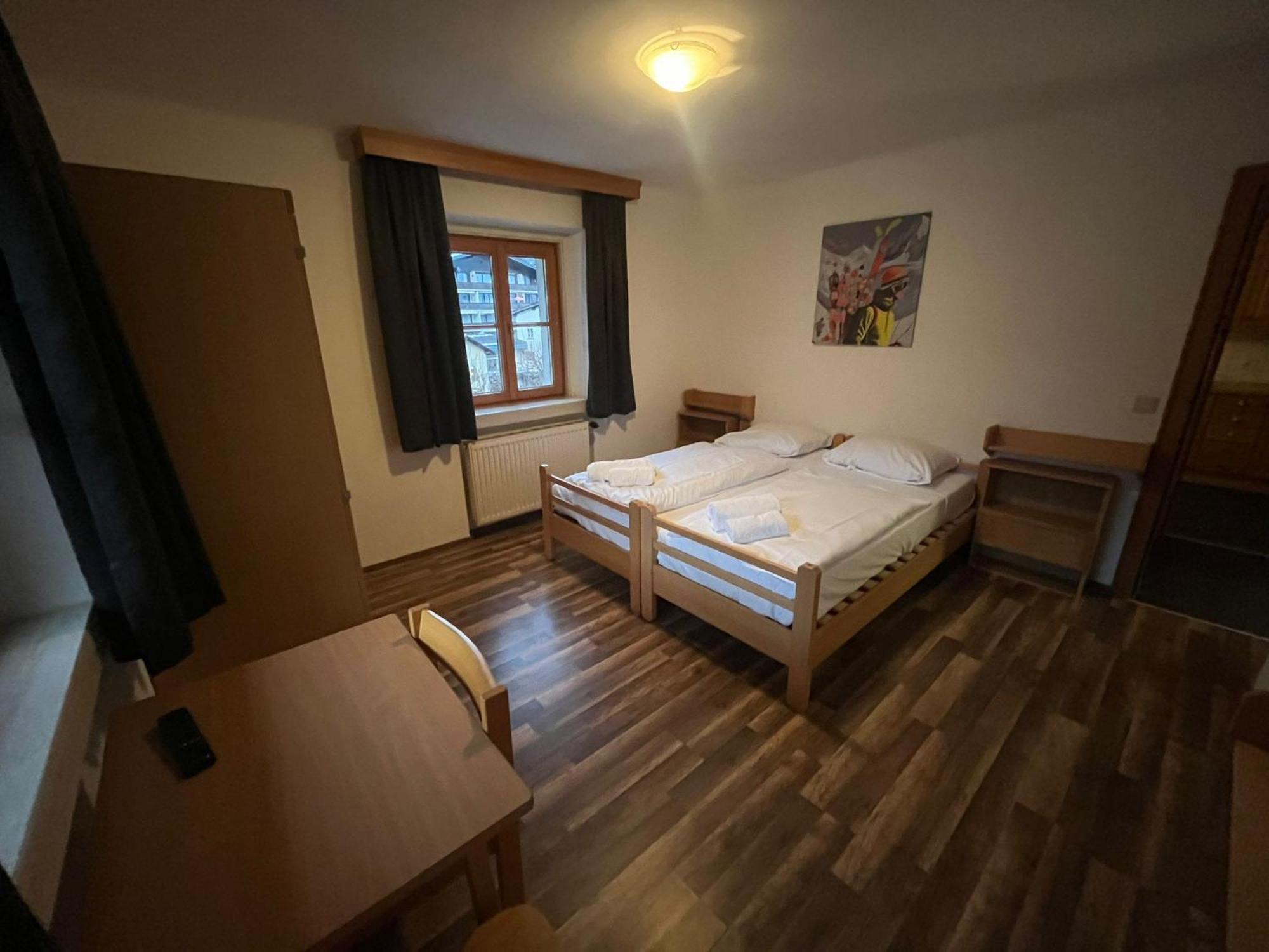 زيل أم سي Twenty Seven City Hotel المظهر الخارجي الصورة