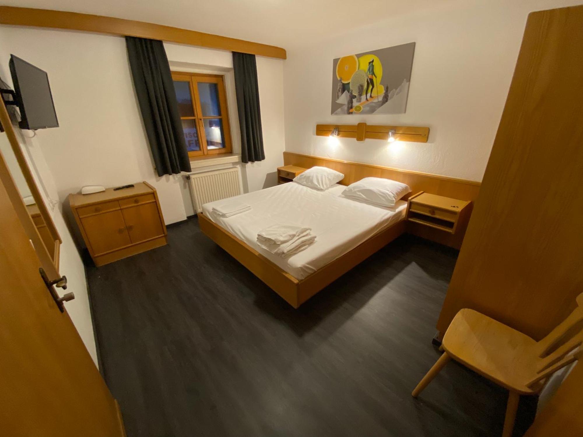 زيل أم سي Twenty Seven City Hotel المظهر الخارجي الصورة