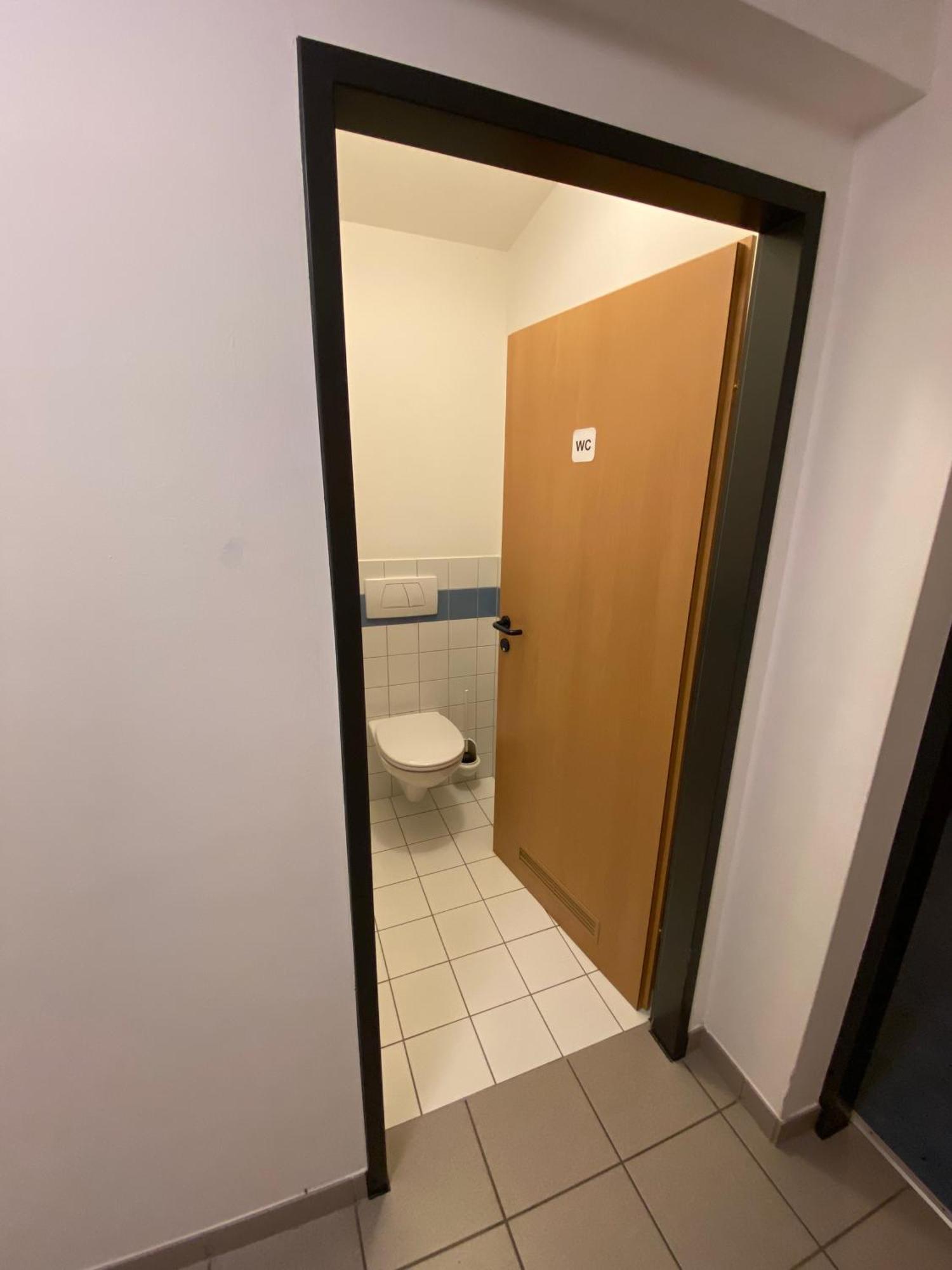 زيل أم سي Twenty Seven City Hotel المظهر الخارجي الصورة